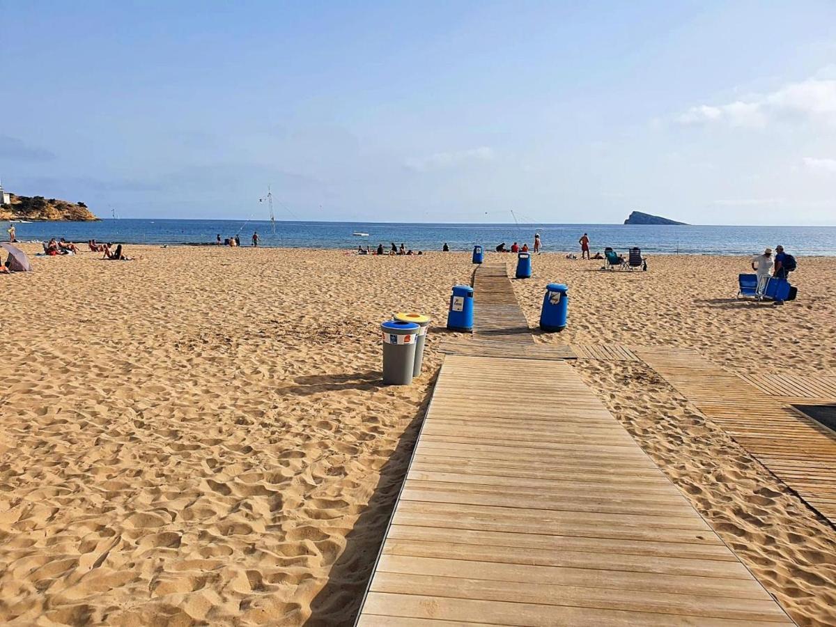 First Line Apartment With 3 Bedrooms And Seaviews Benidorm Esterno foto